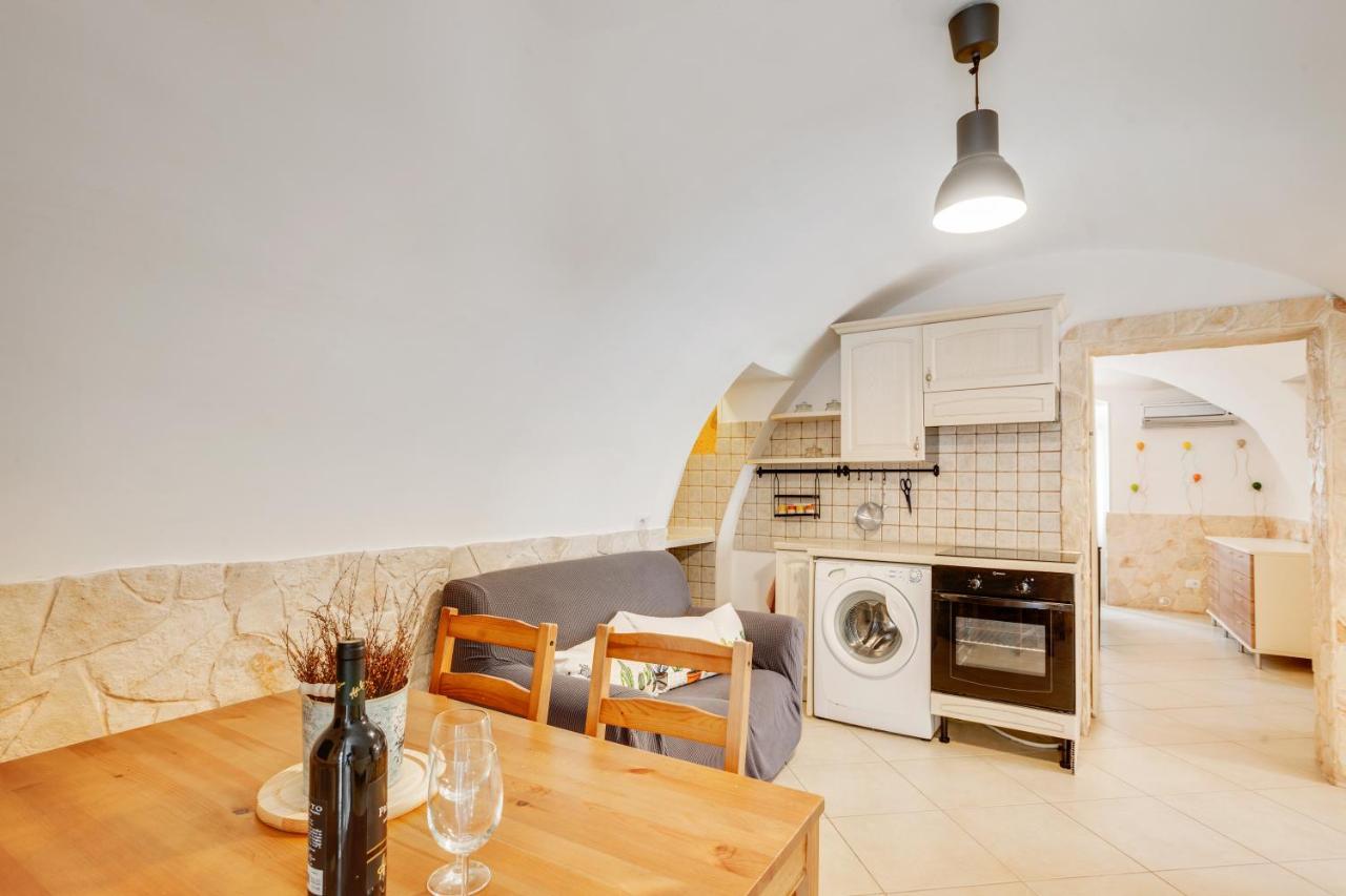 Апартаменты La Chicca Historic Center Beautiful Flat Монополи Экстерьер фото